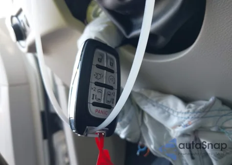 2022 Chrysler Pacifica Touring L z USA, uszkodzony, nr VIN 2C4RC1BG7NR169220